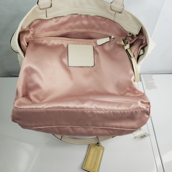 Coach 17041 Audrey Leigh Laser Cut Perforated Ivory Leather Tote Shoulder BagNWT - Picture 15 of 16